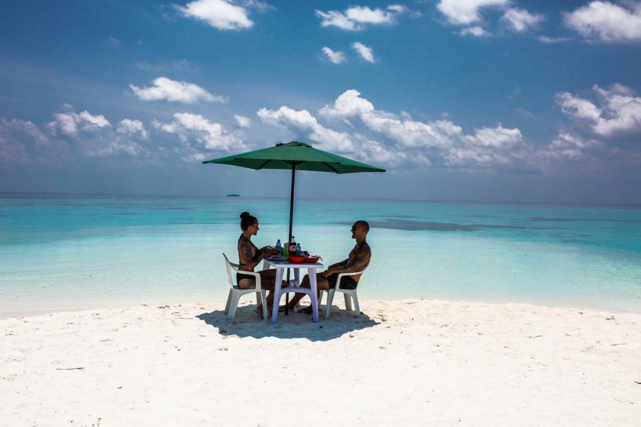 Ocean Beach Inn - Maldives Hangnaameedhoo Kültér fotó